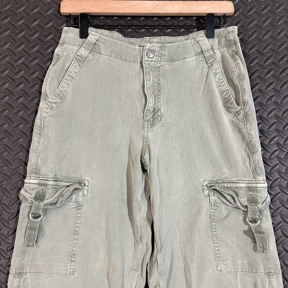 American Eagle Stretch Wide Leg Cargo Washed Green Casual Pants Women’s Size 4 - Picture 2 of 7